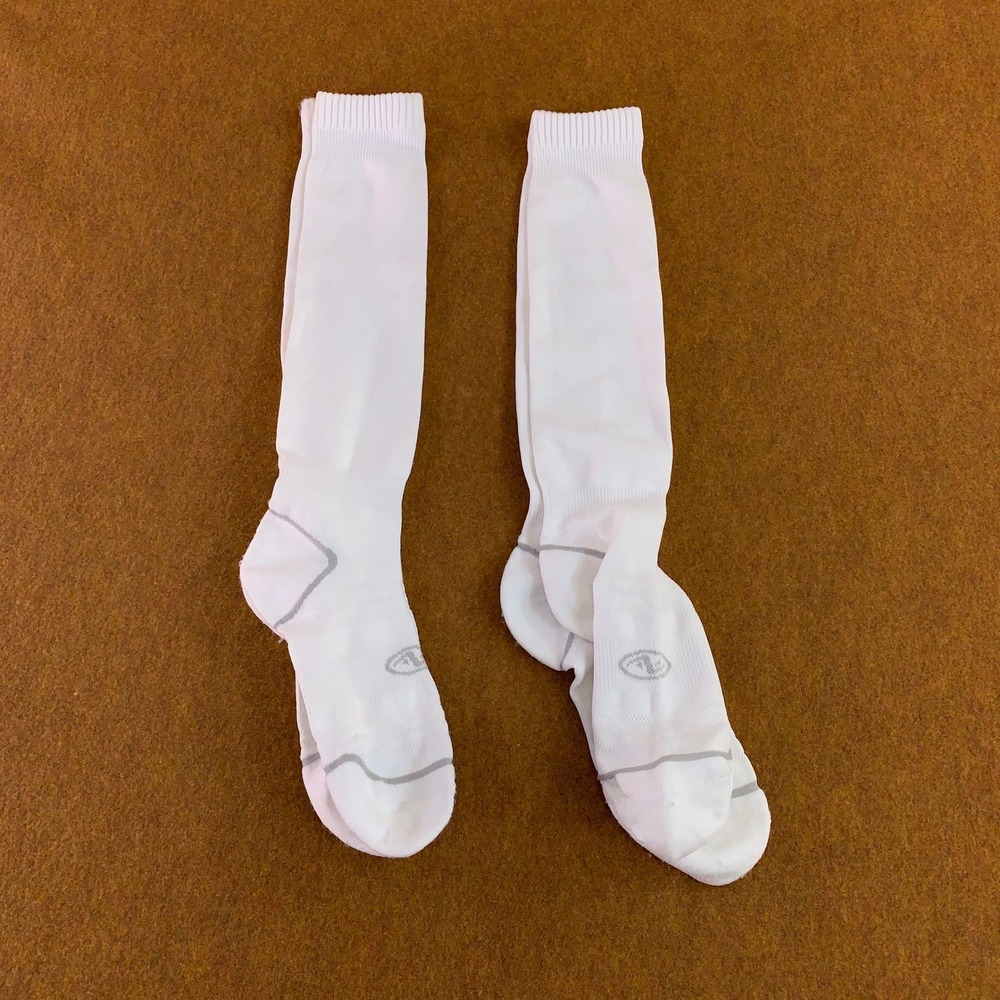 Athletic Works Mens OSFM White Soccer Over The Calf Athletic Socks New